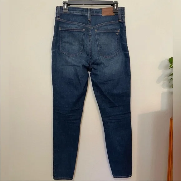 Madewell Curvy High Rise Skinny Jean - Picture 5 of 11
